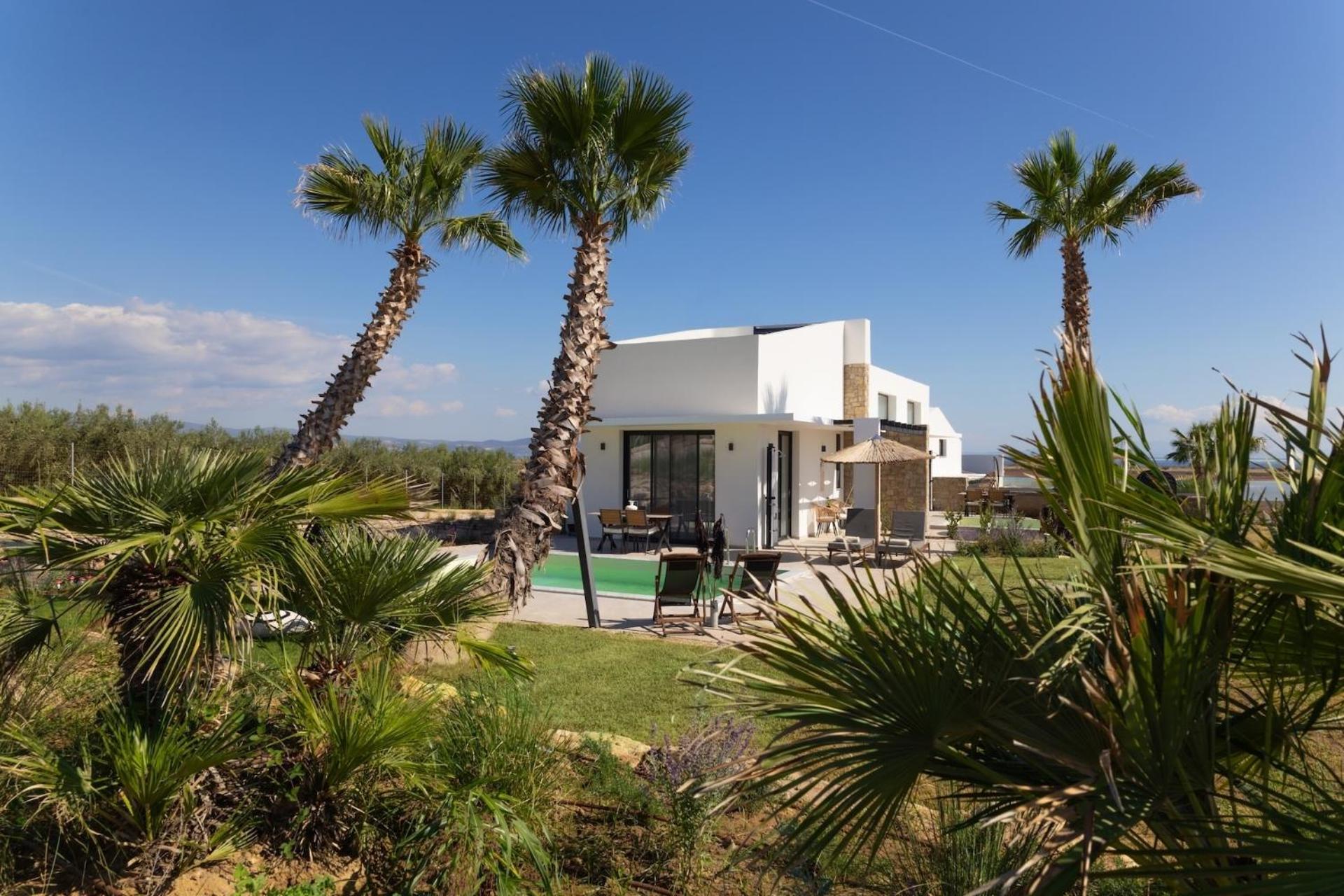 Flamingo View Suites & Villas Nea Poteidaia Bagian luar foto