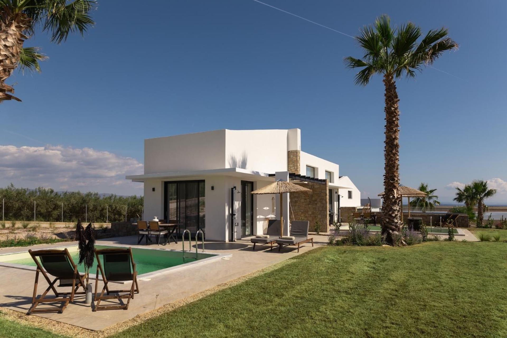 Flamingo View Suites & Villas Nea Poteidaia Bagian luar foto